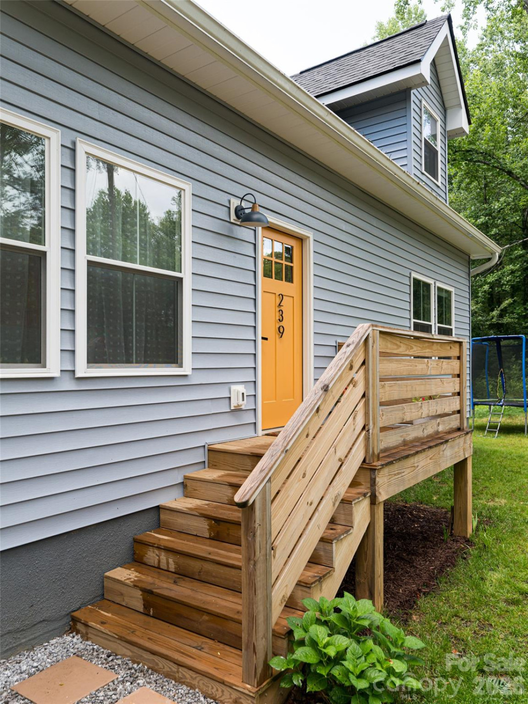 239 Bonnies Meadow Place - Photo 4