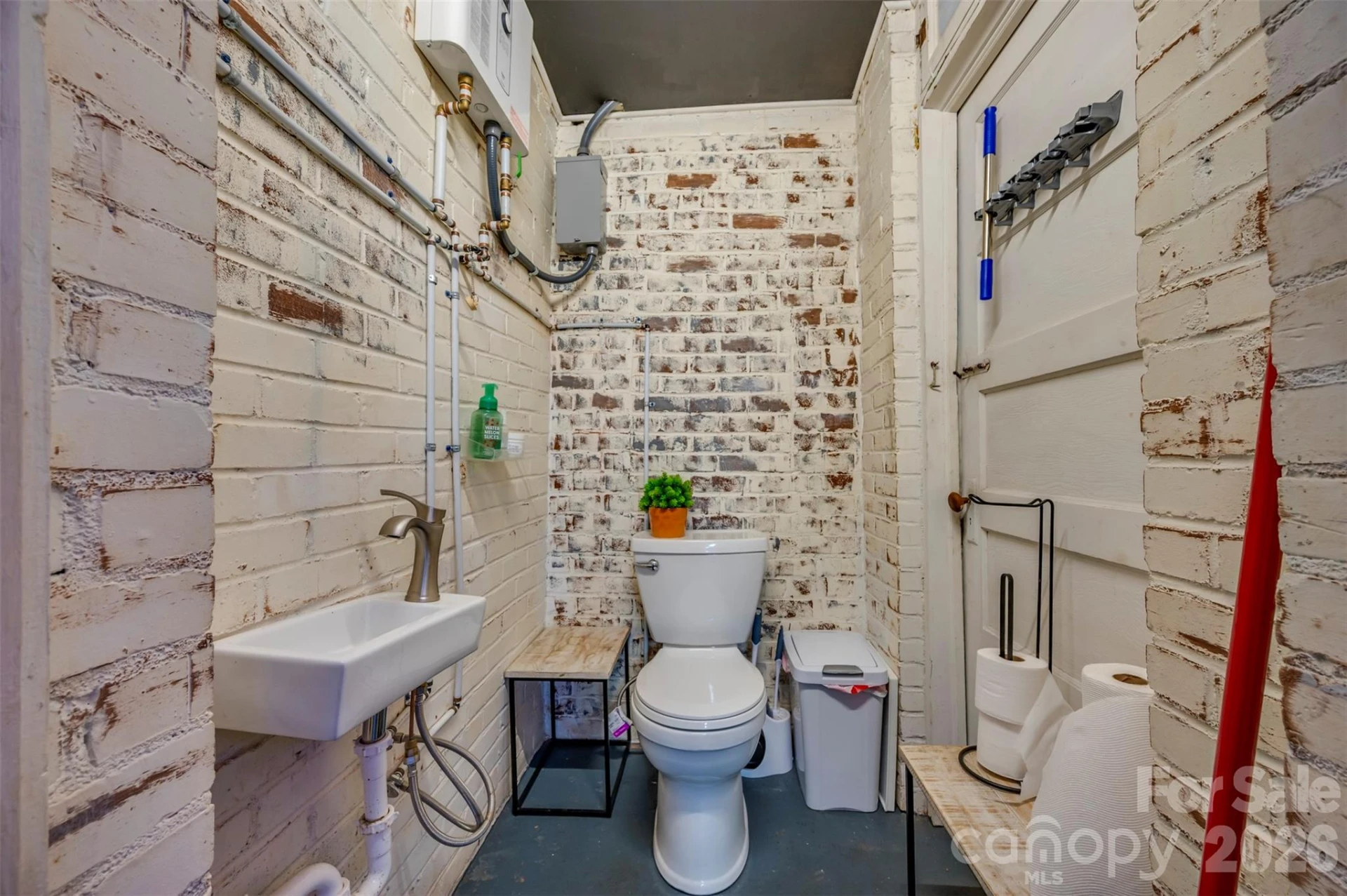 155/157 Main Street - Photo 18