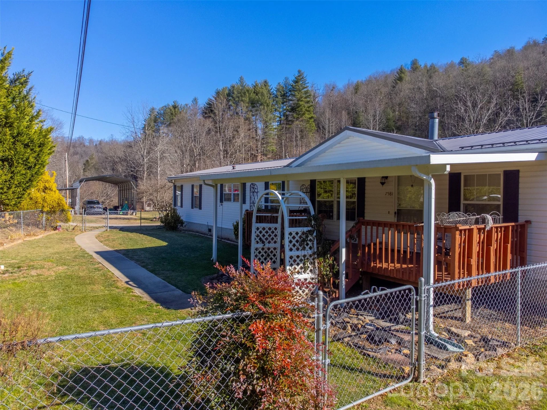 7581 Hwy 441 Highway - Photo 3