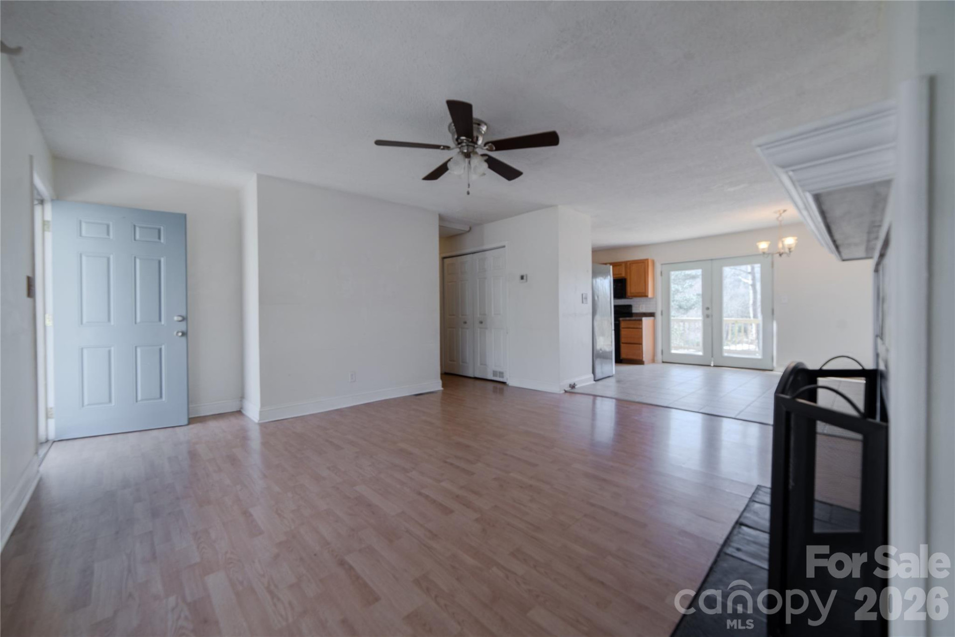 327 Heather Court - Photo 18