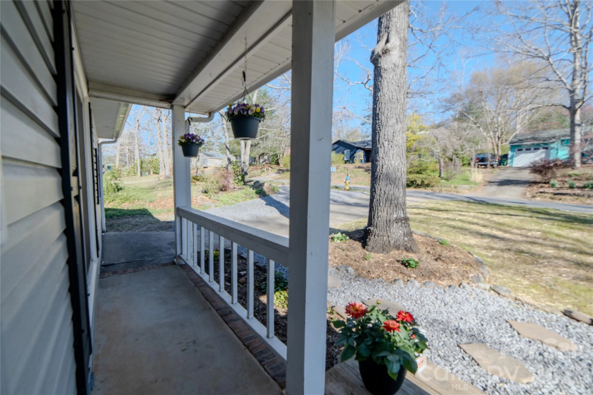 327 Heather Court - Photo 30