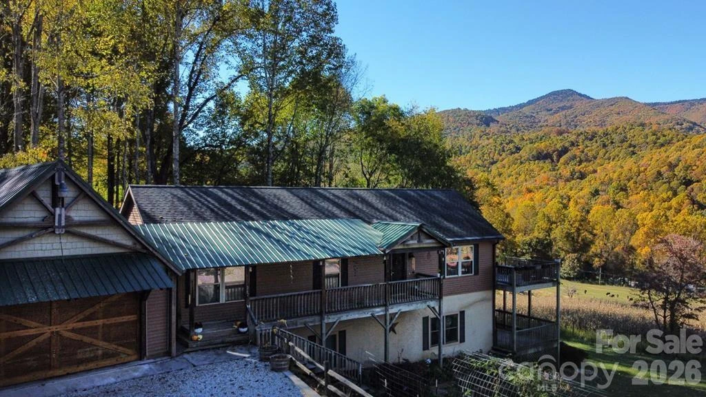 262 Sams Trail - Photo 2