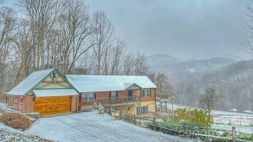 262 Sams Trail - Photo 3