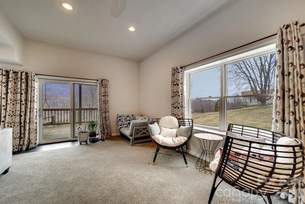 262 Sams Trail - Photo 21