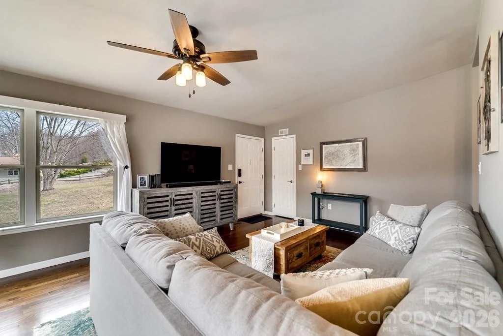 262 Sams Trail - Photo 7
