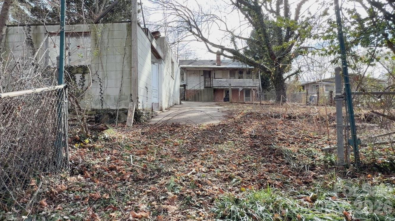 39 Lanvale Avenue - Photo 4