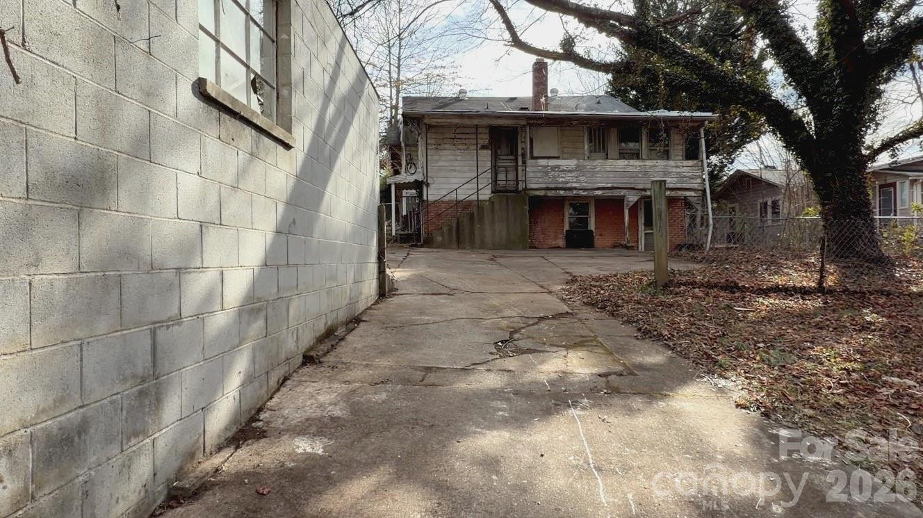 39 Lanvale Avenue - Photo 6