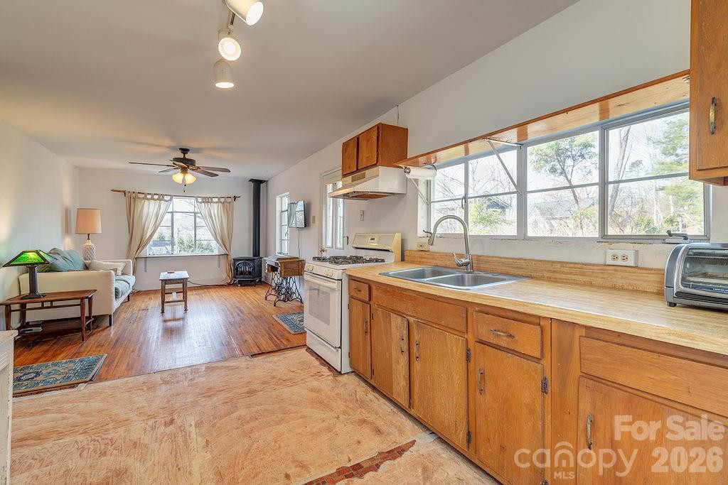 224 Old Home Road - Photo 11