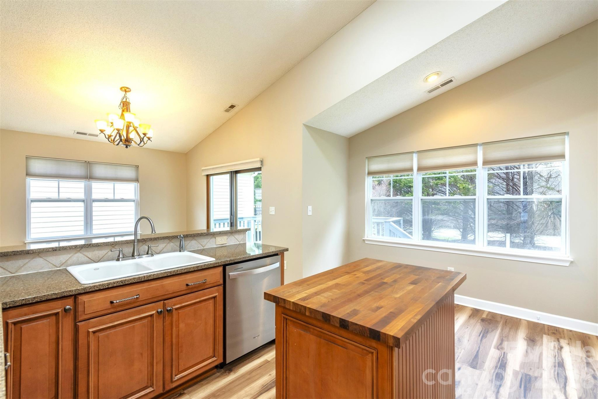 50 Clear Creekside Drive - Photo 13