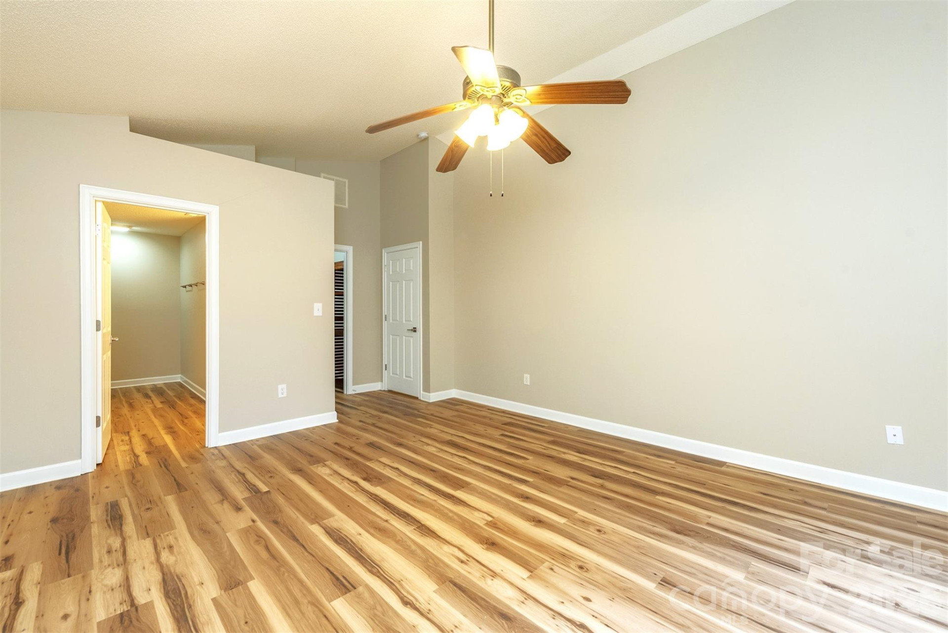 50 Clear Creekside Drive - Photo 16