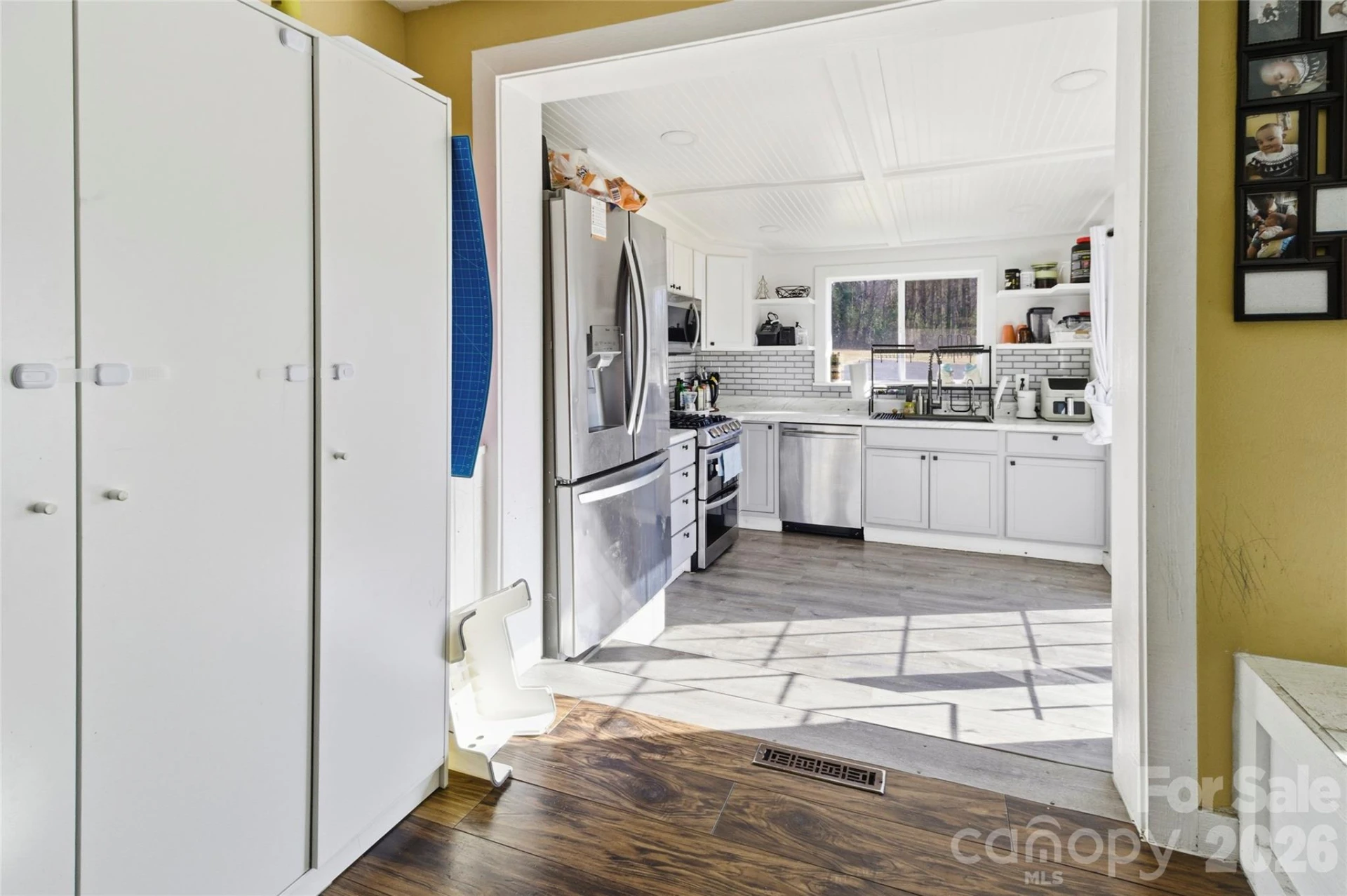2410 Juniper Drive - Photo 6