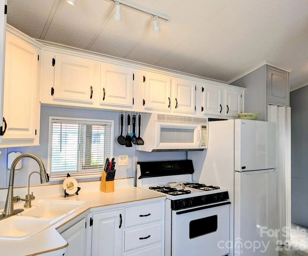 29 Polka Lane - Photo 9