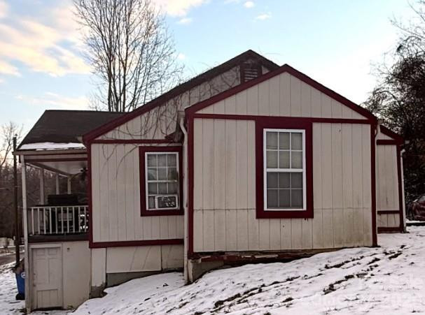 8 Hemlock Drive - Photo 2