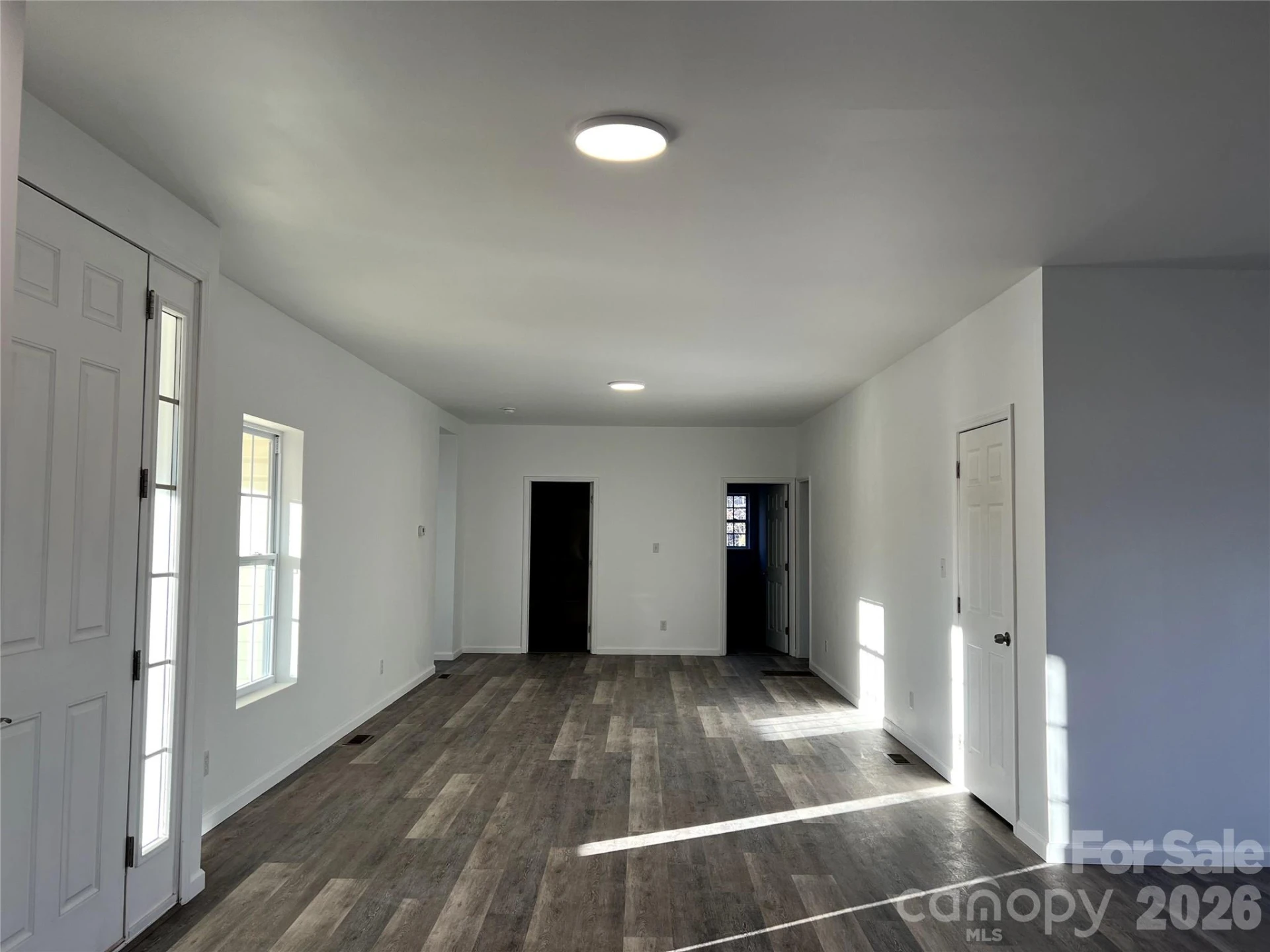 306 Cemetery Street - Photo 5