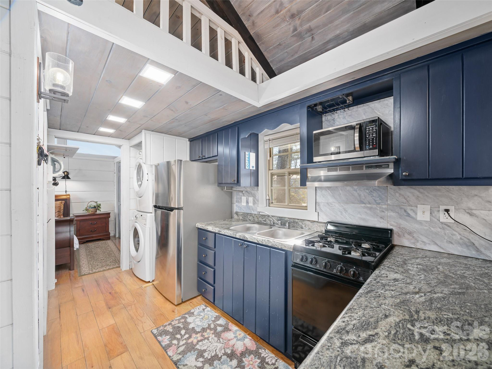 623 Overlook Drive - Photo 3