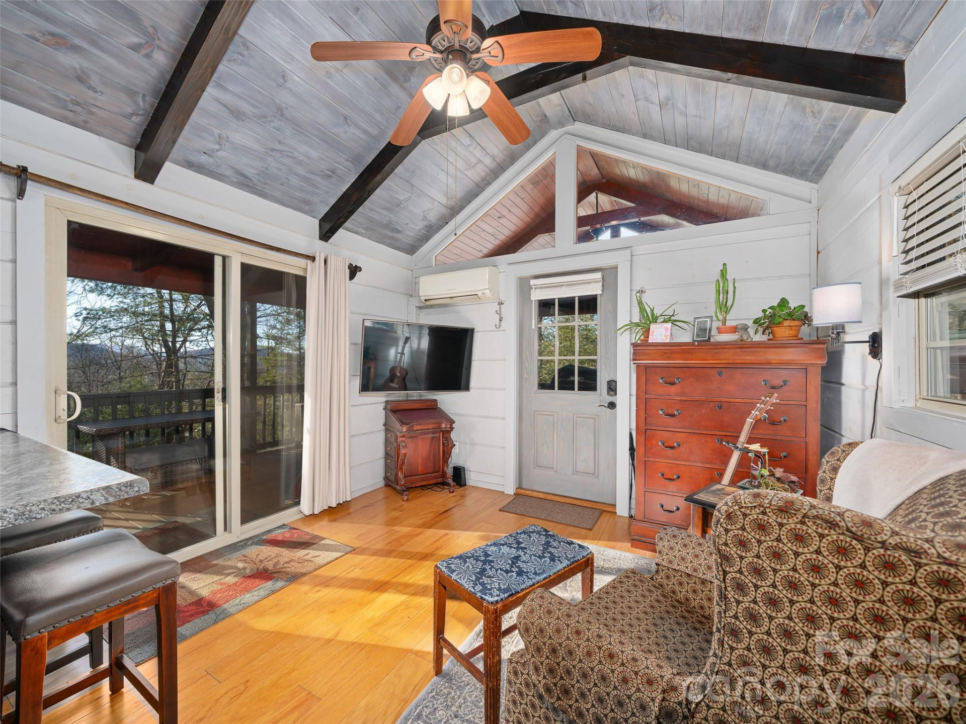 623 Overlook Drive - Photo 4