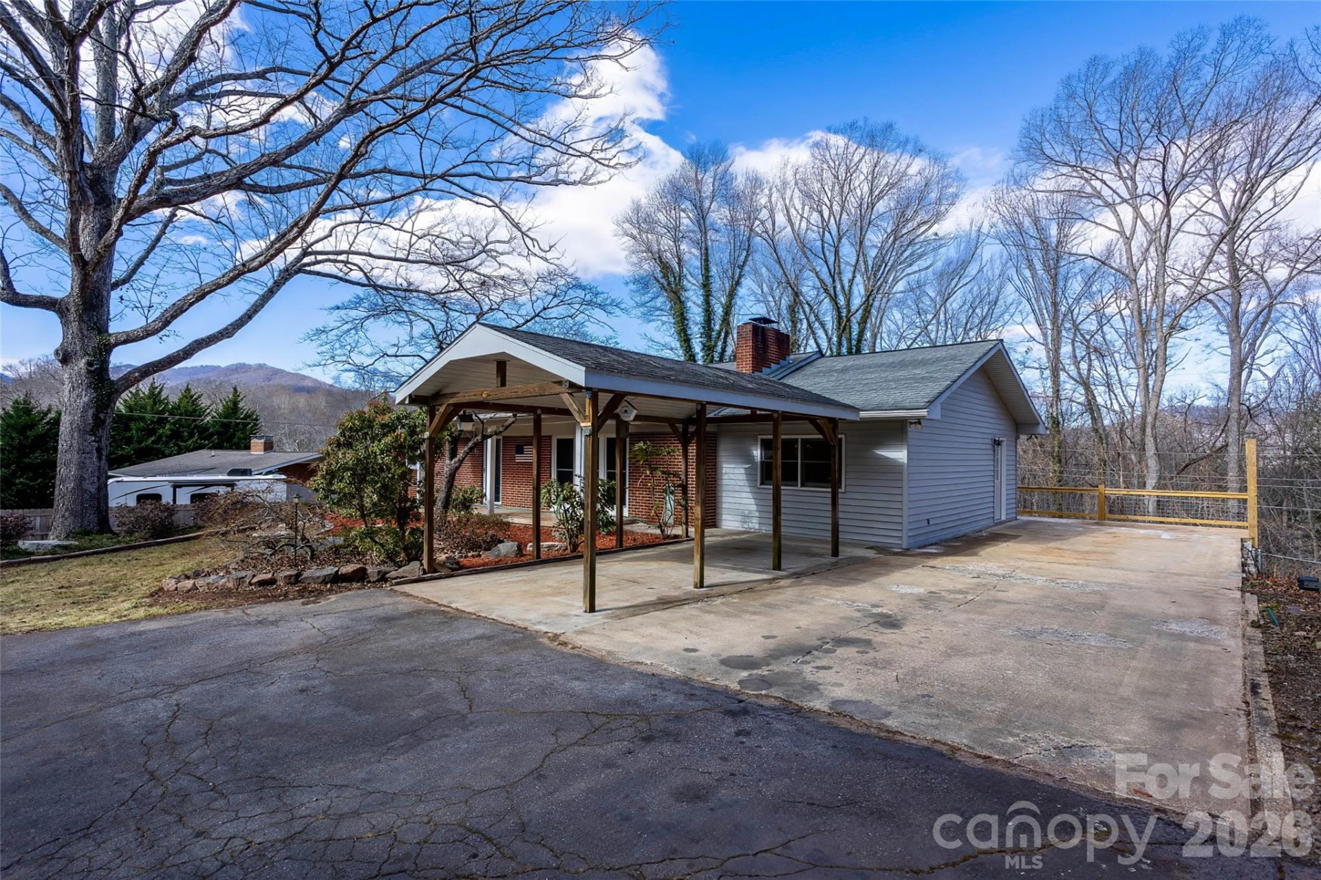 67 Fairlane Drive - Photo 3