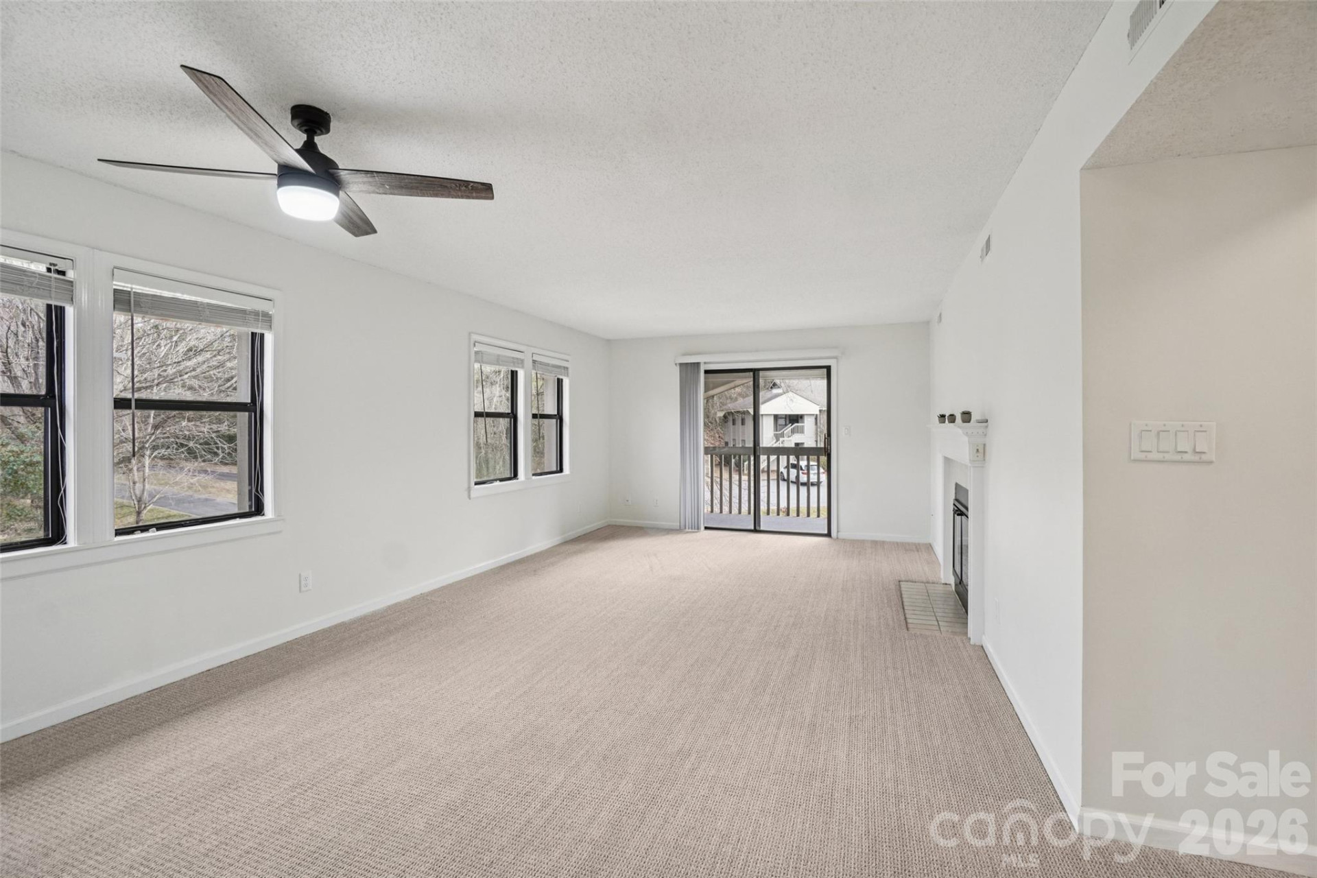 602 Abbey Circle - Photo 8