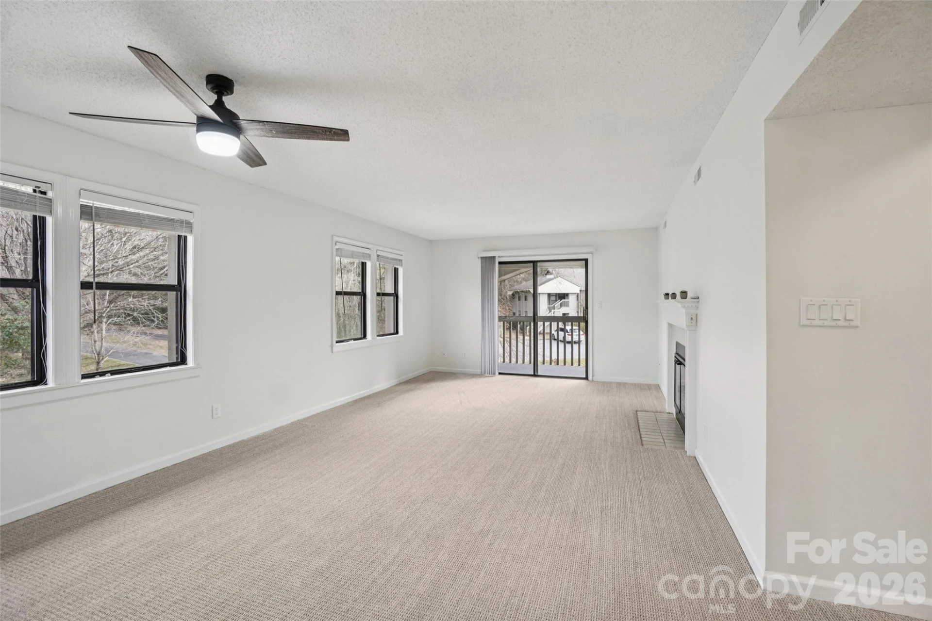602 Abbey Circle - Photo 8
