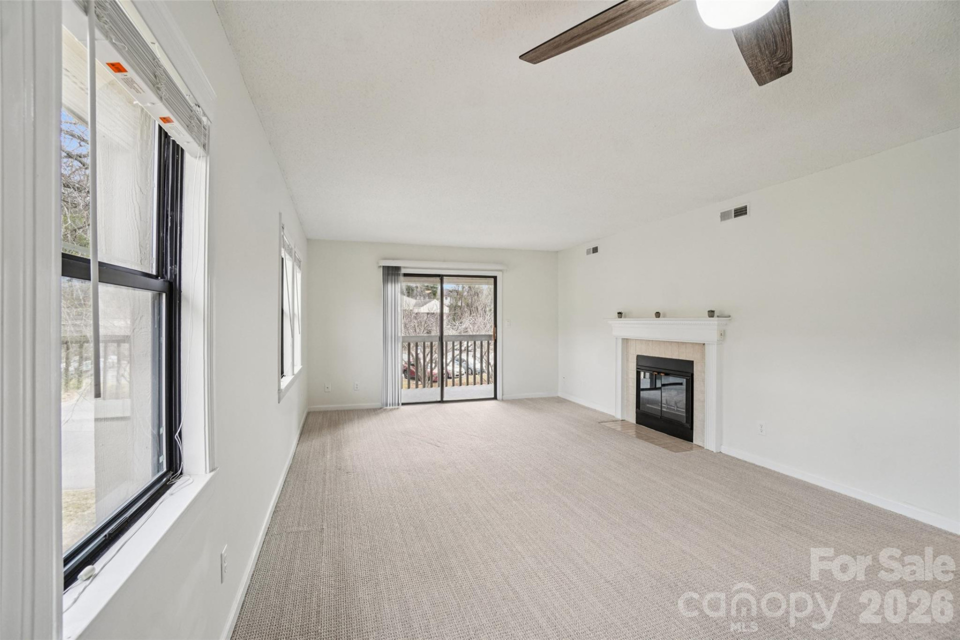 602 Abbey Circle - Photo 9