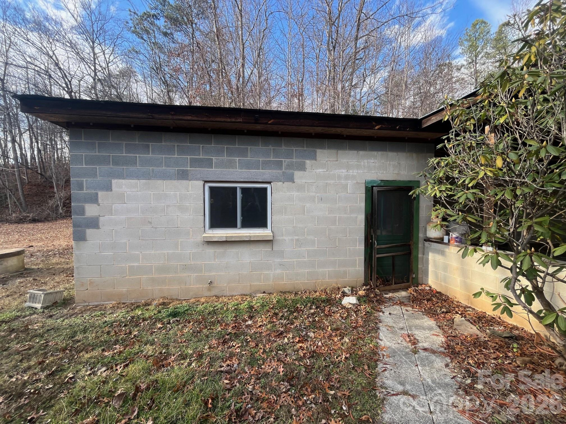 5167 US 221 Highway - Photo 18