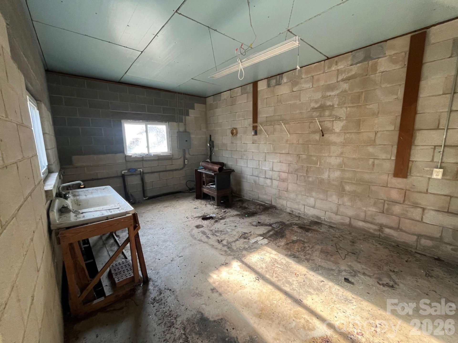 5167 US 221 Highway - Photo 19