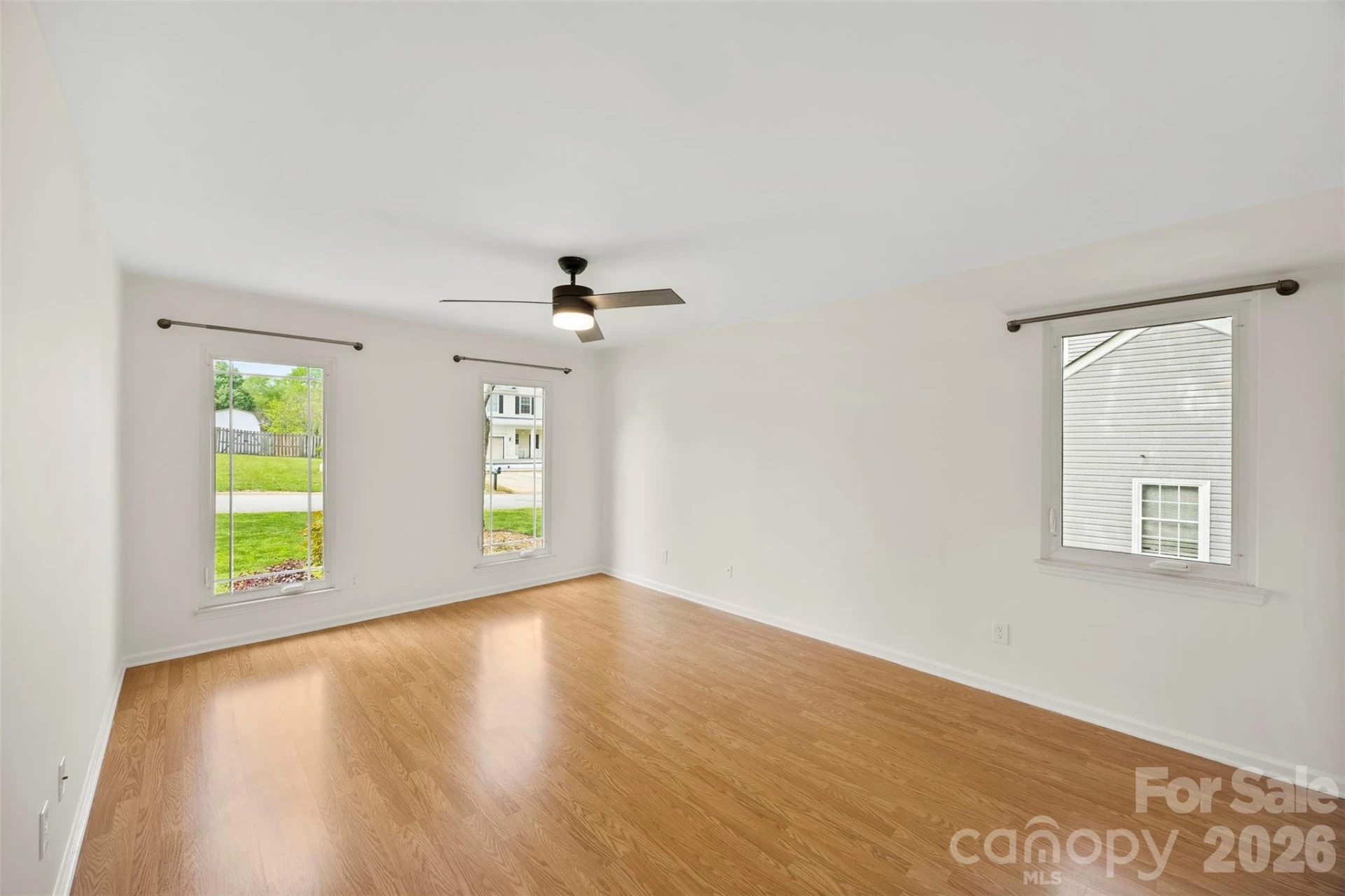 544 Garrison Court - Photo 17