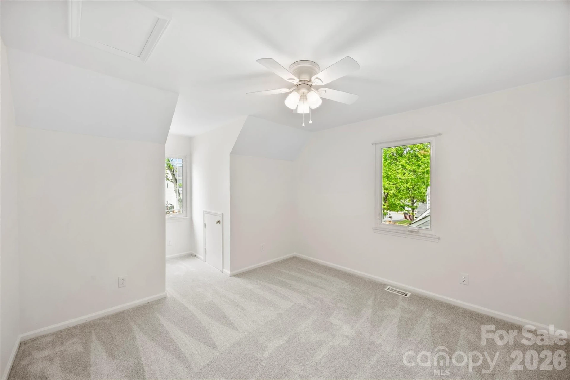 544 Garrison Court - Photo 20