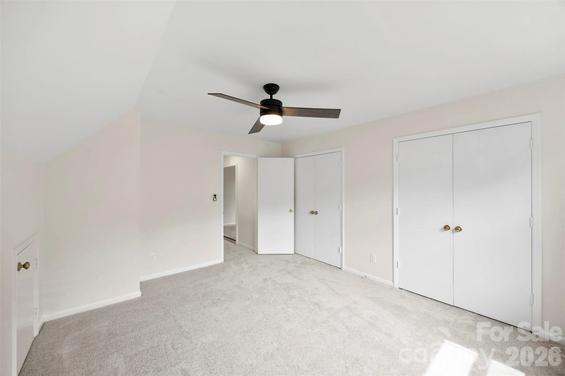 544 Garrison Court - Photo 28