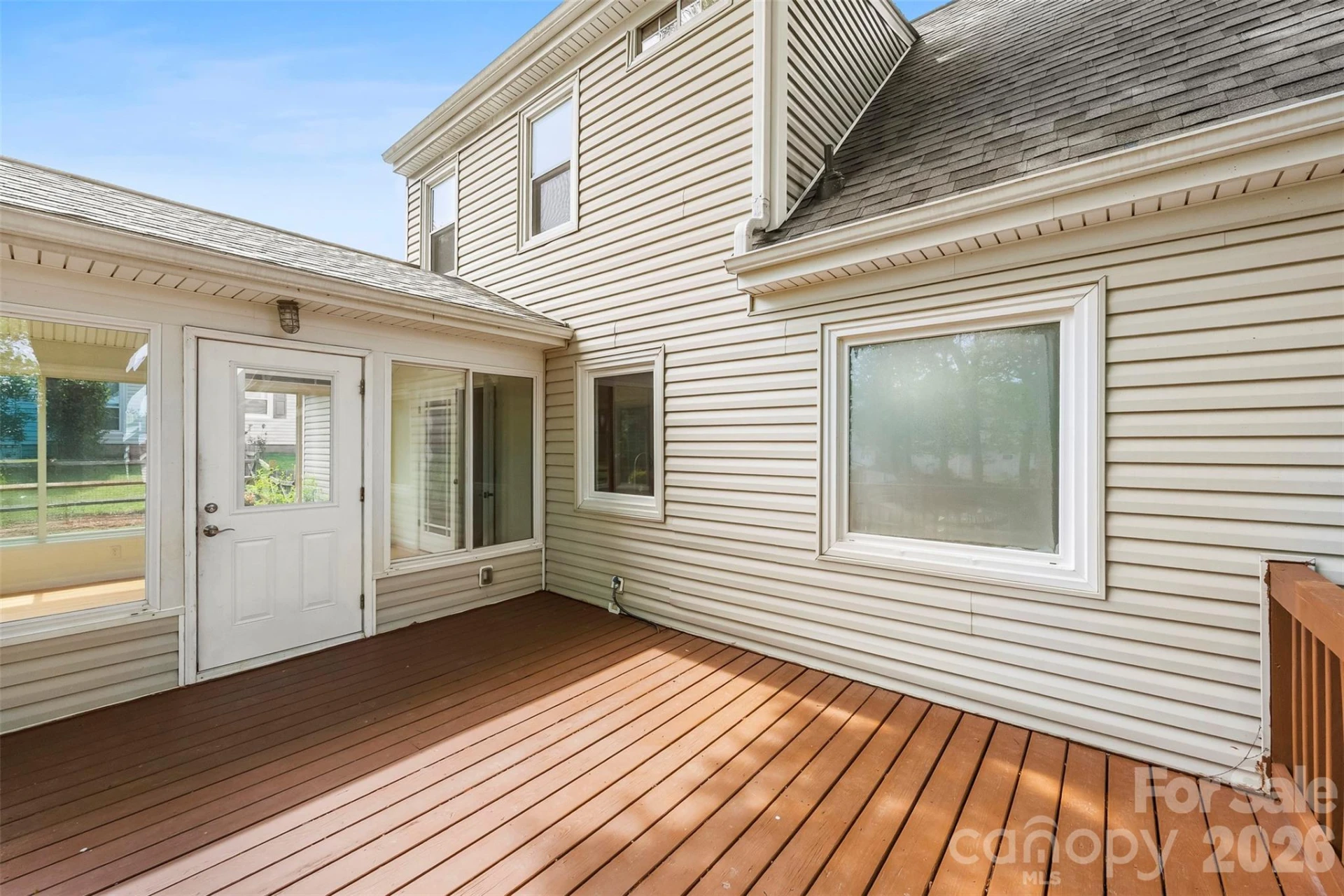 544 Garrison Court - Photo 30