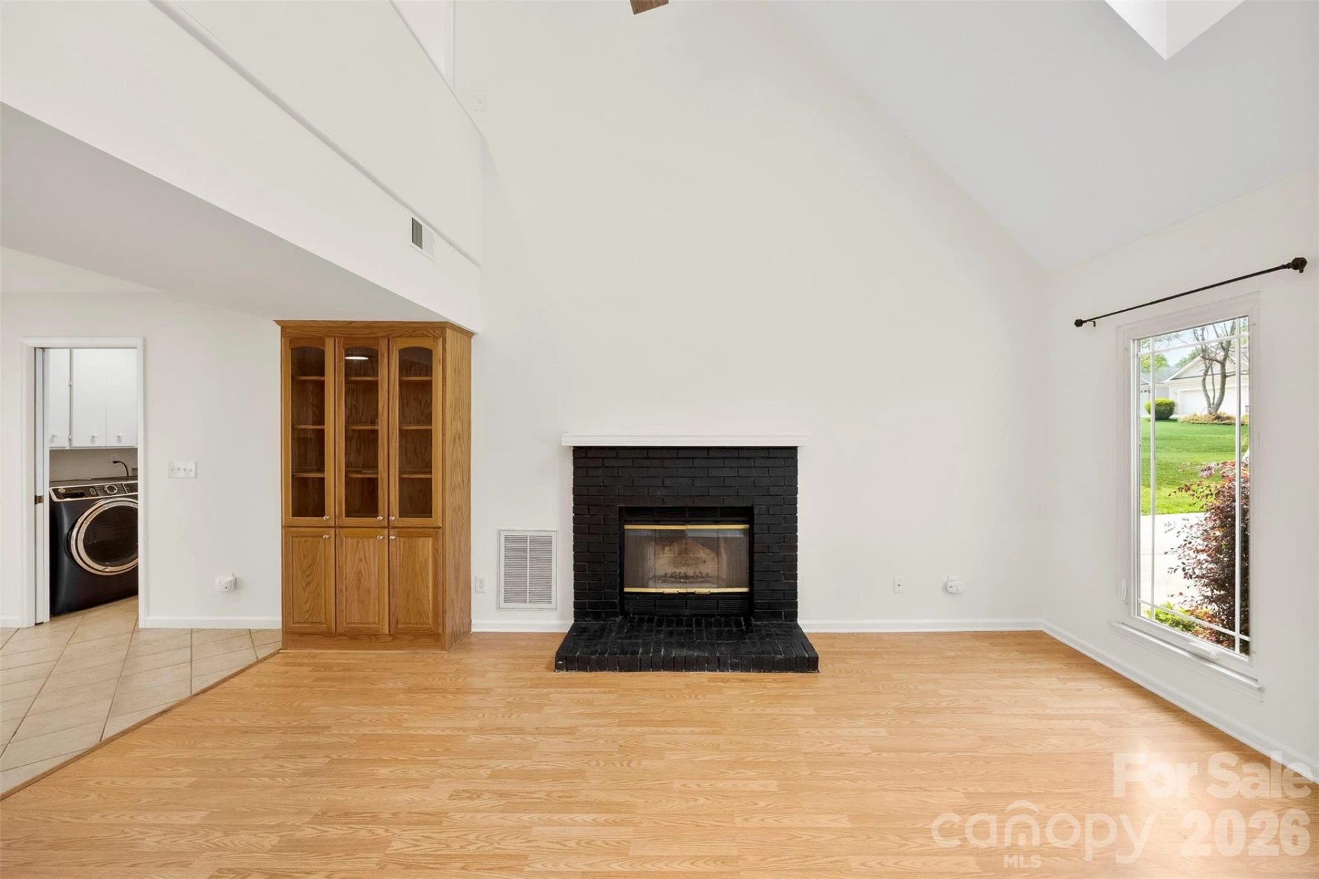 544 Garrison Court - Photo 8