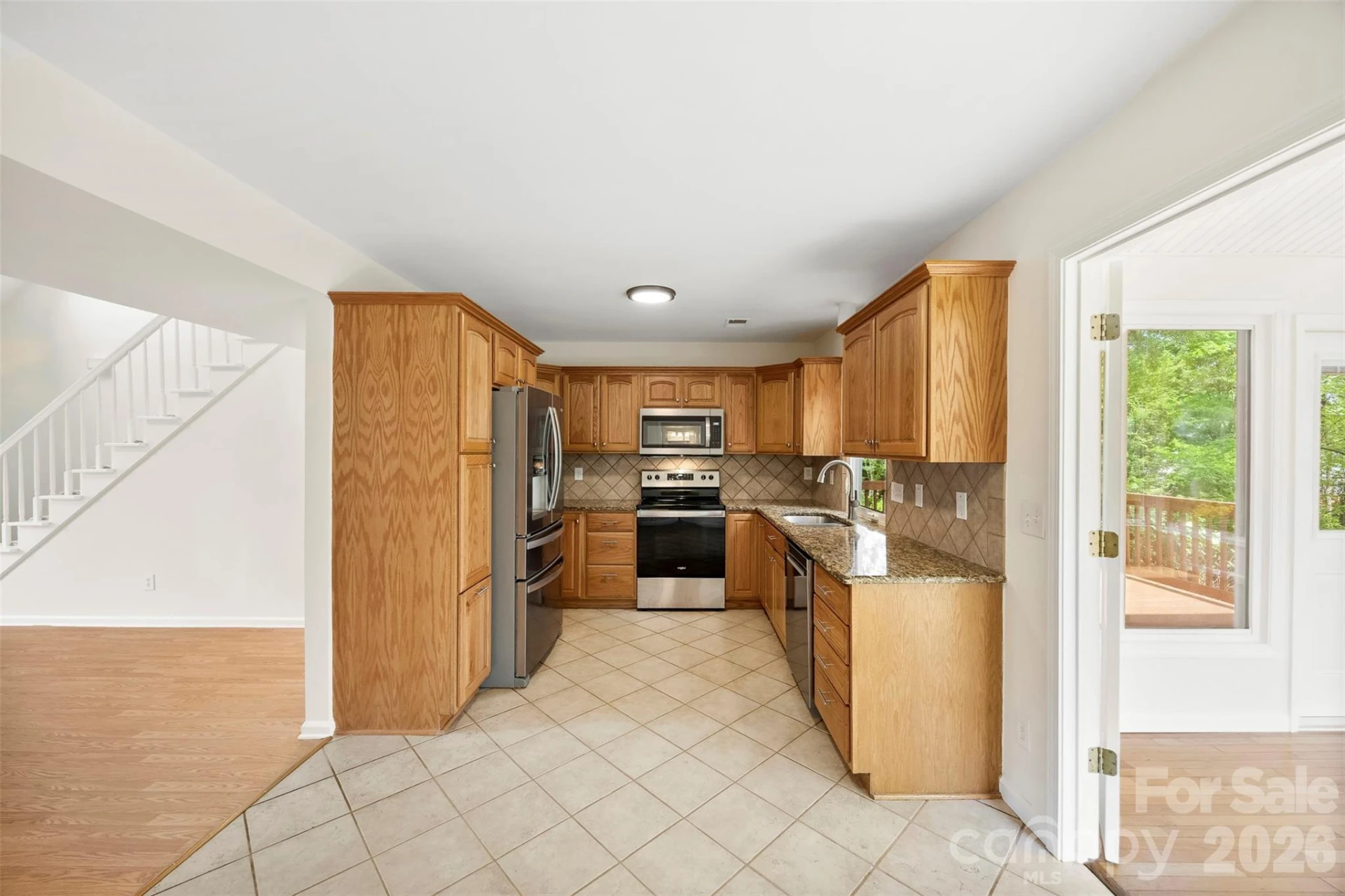 544 Garrison Court - Photo 9