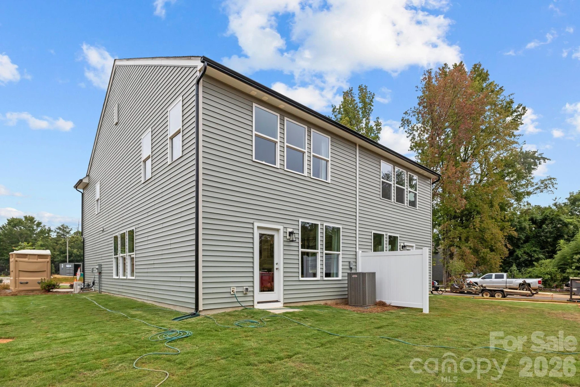 2226 Gladwyne Place - Photo 2