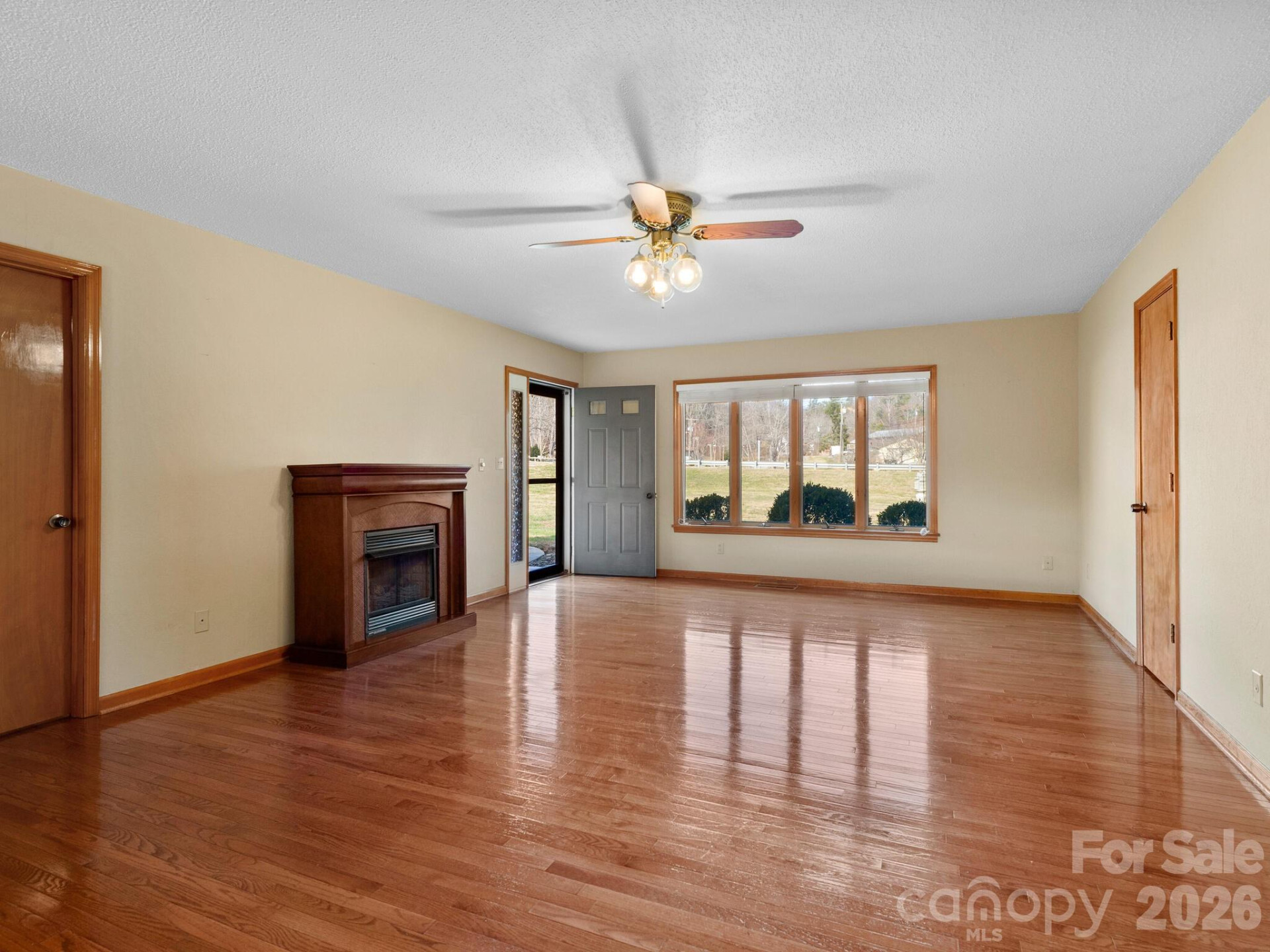 1287 Charlotte Highway - Photo 5