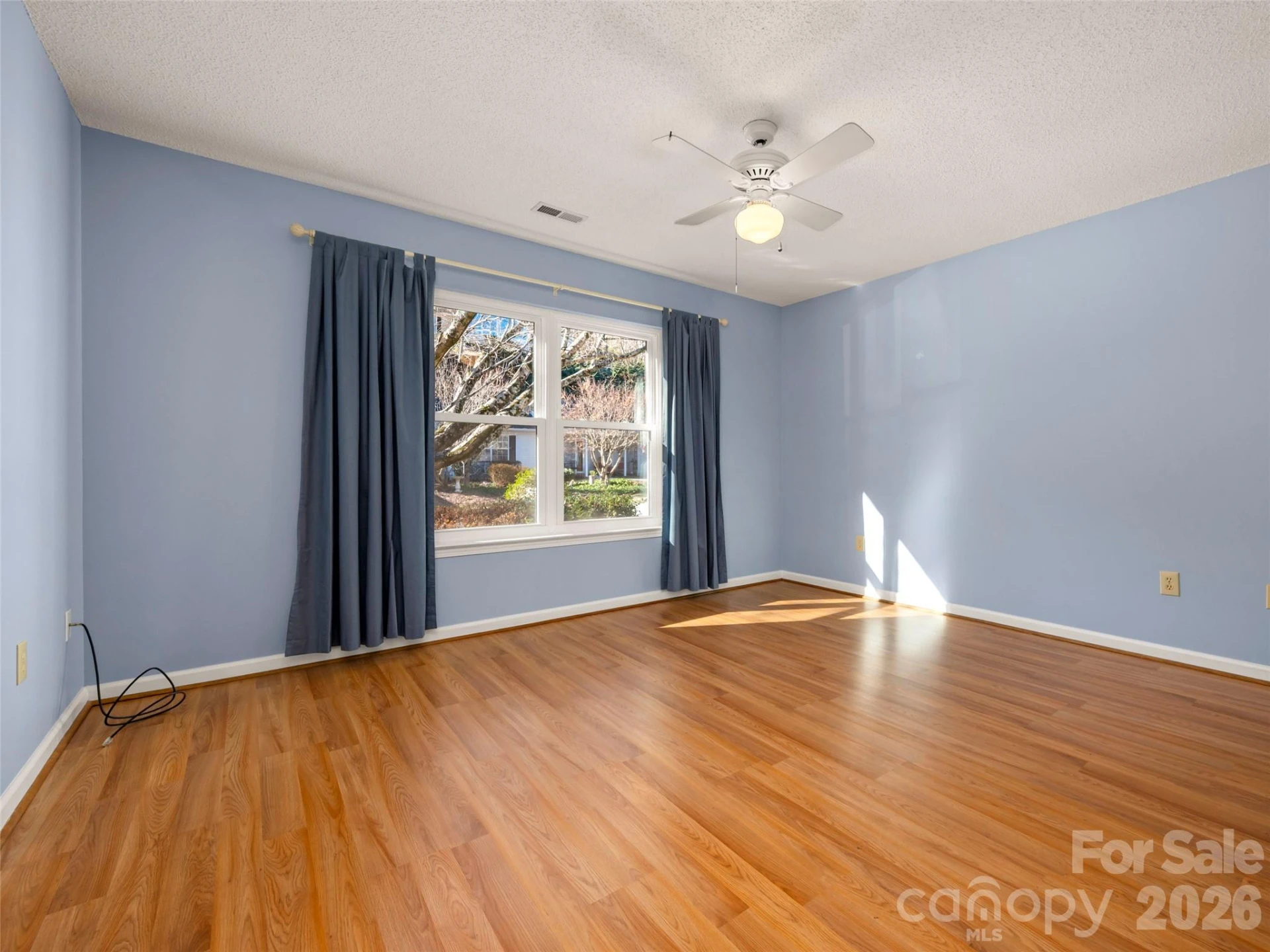 869 Sandburg Terrace - Photo 15