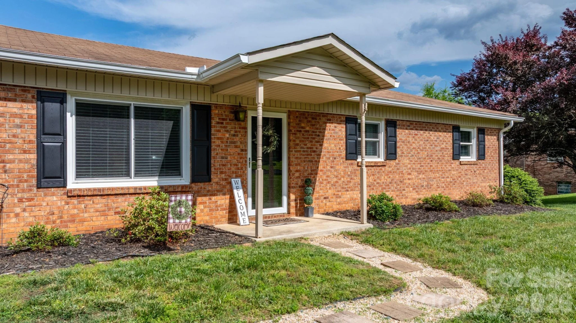 2609 Raintree Street - Photo 3