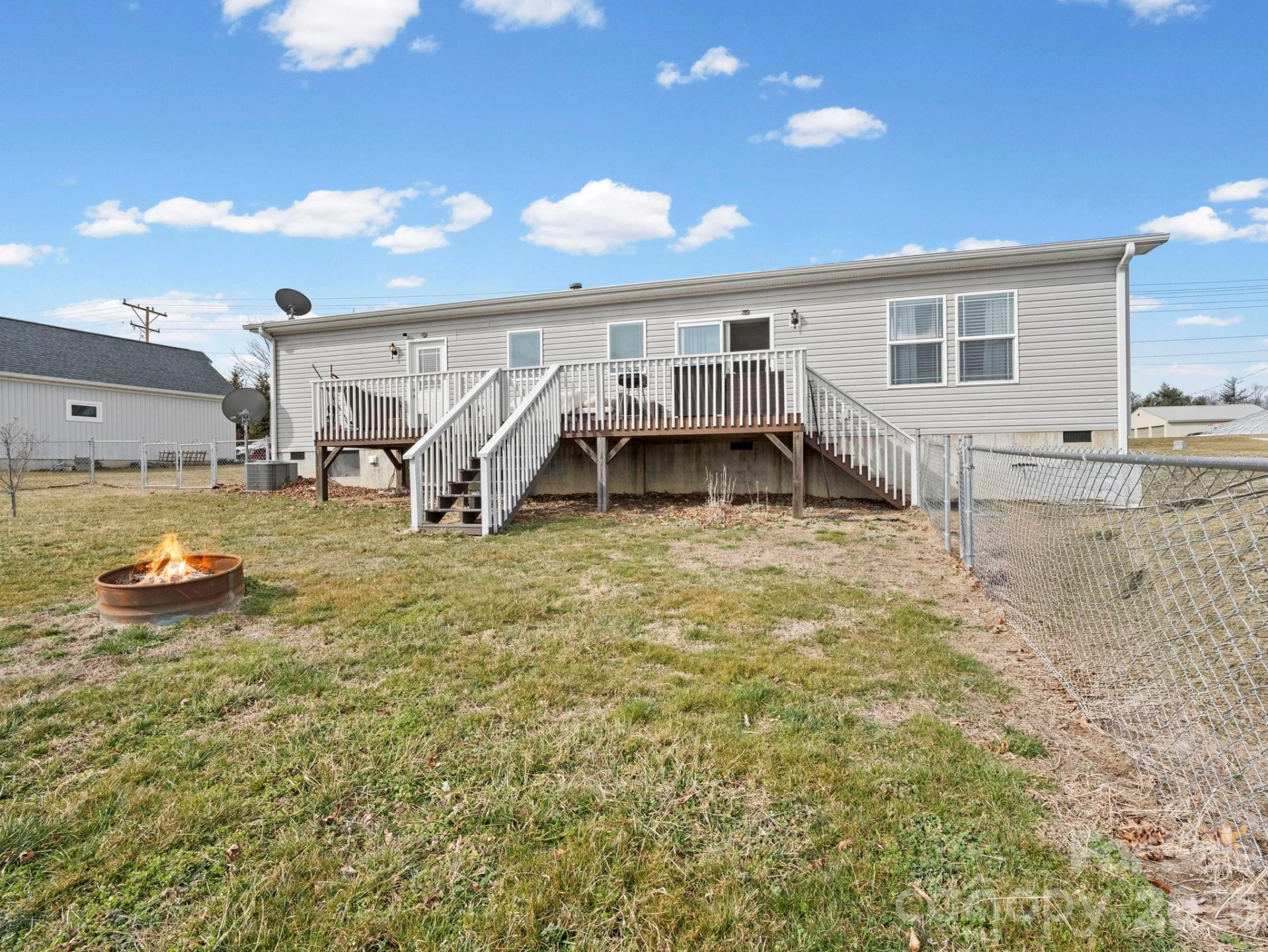 1796 Pilot Mountain Road - Photo 5