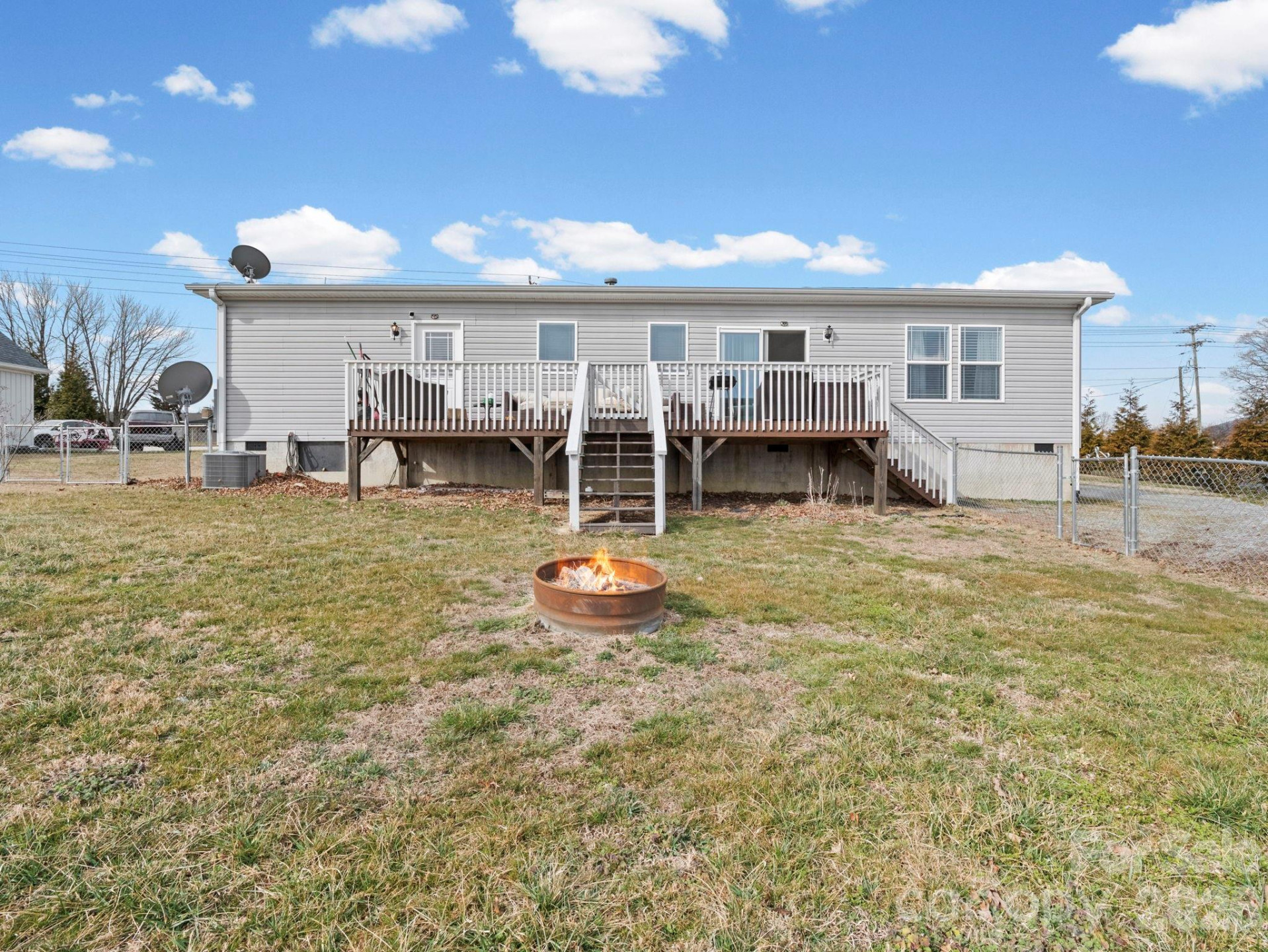 1796 Pilot Mountain Road - Photo 6