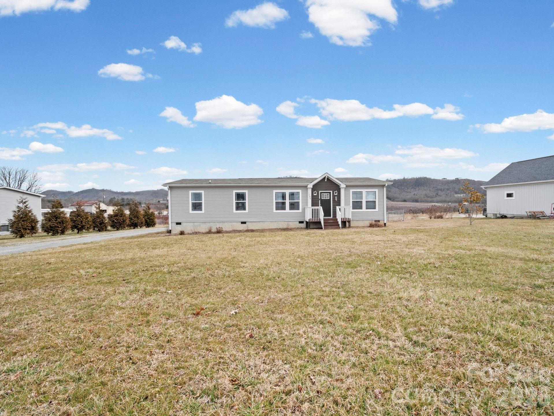1796 Pilot Mountain Road - Photo 8