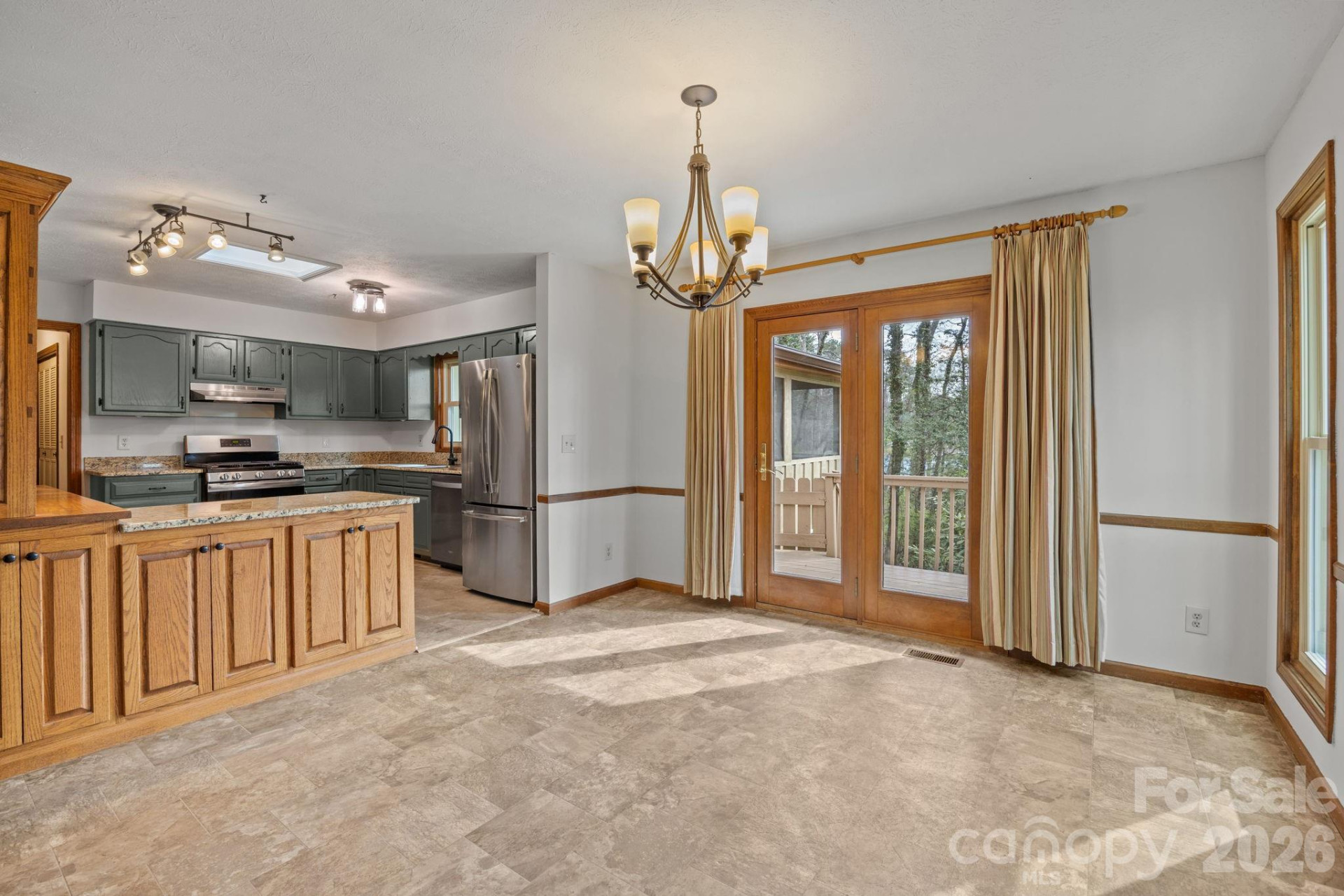 411 Overhill Drive - Photo 11
