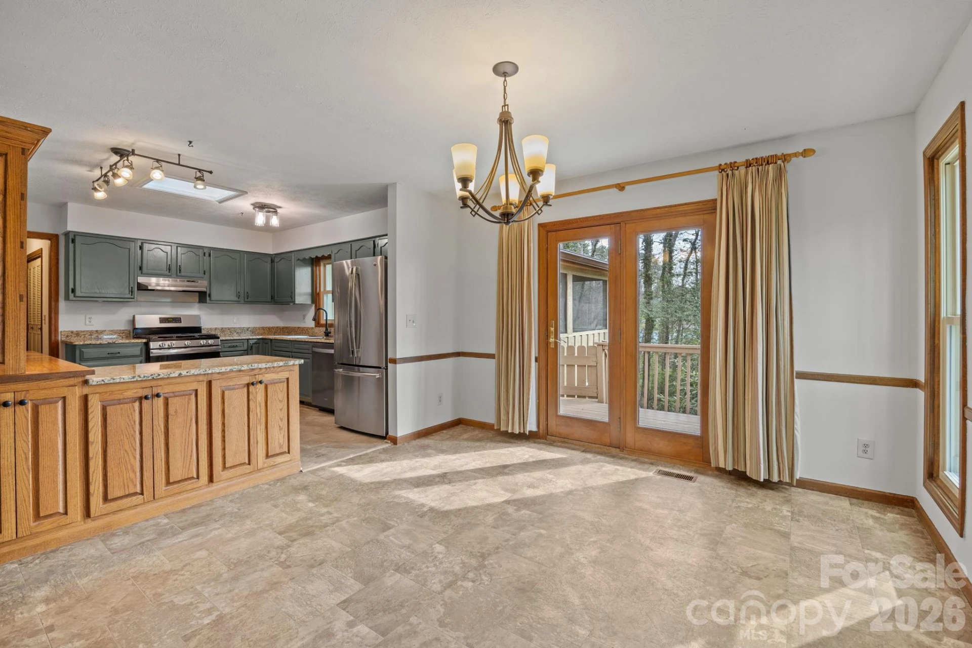 411 Overhill Drive - Photo 11