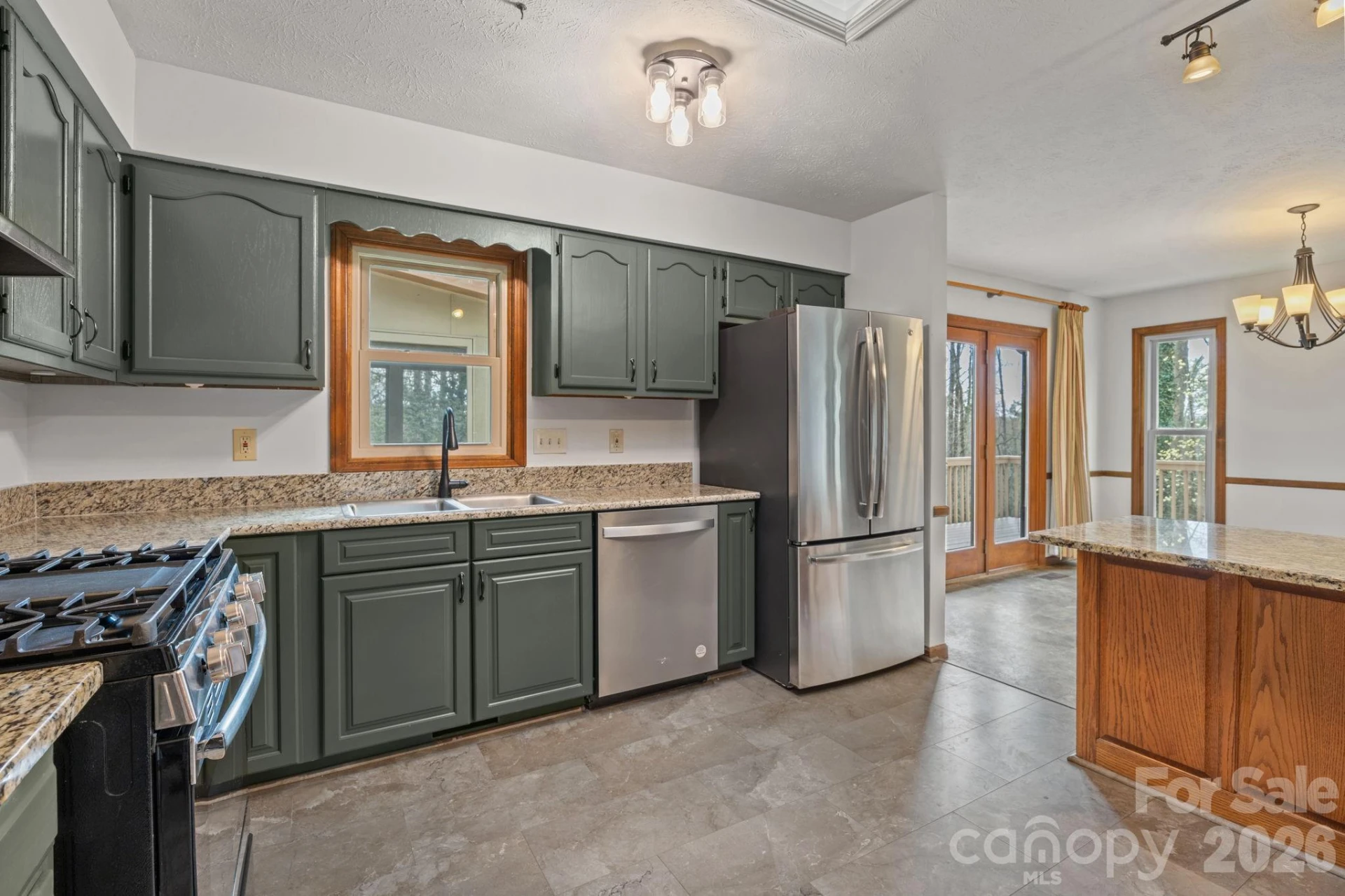 411 Overhill Drive - Photo 12