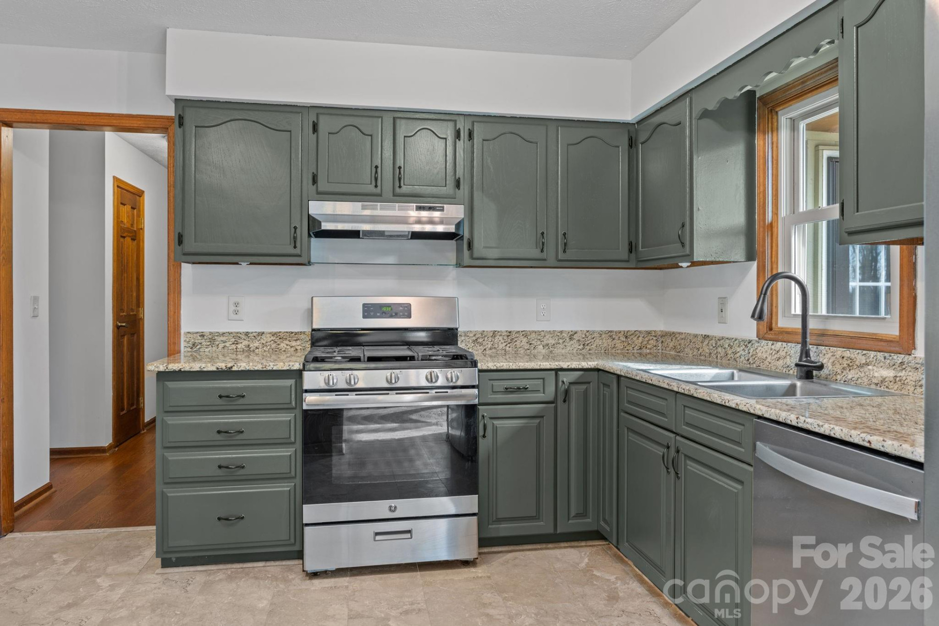 411 Overhill Drive - Photo 13