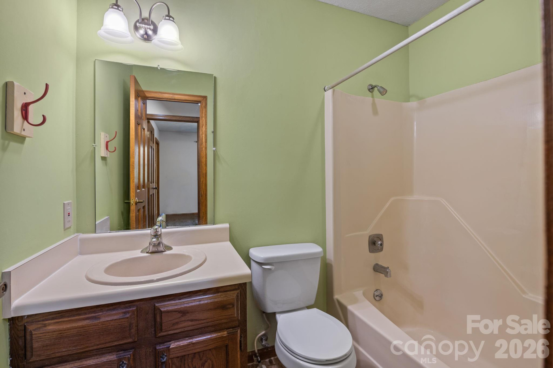 411 Overhill Drive - Photo 14