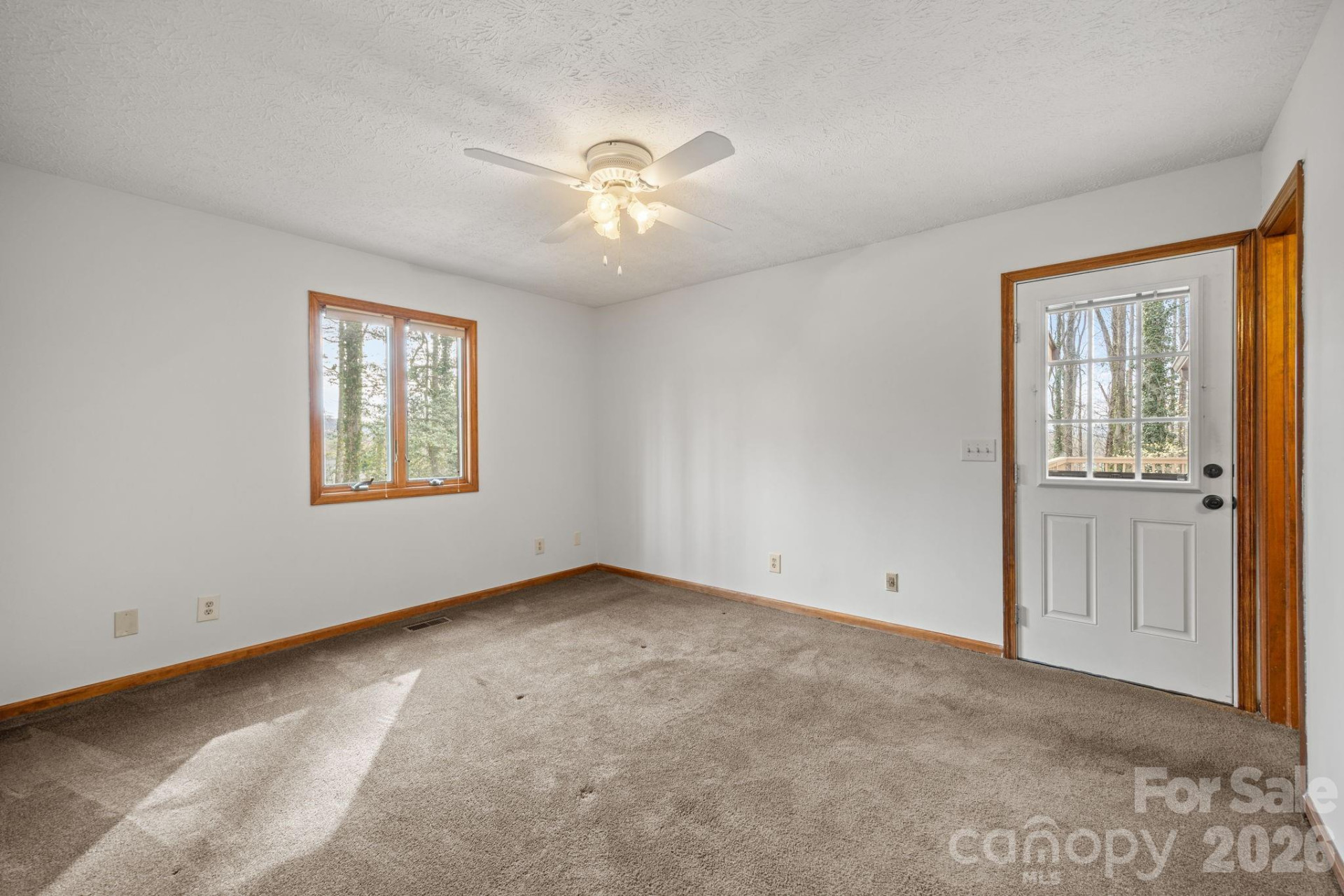 411 Overhill Drive - Photo 18