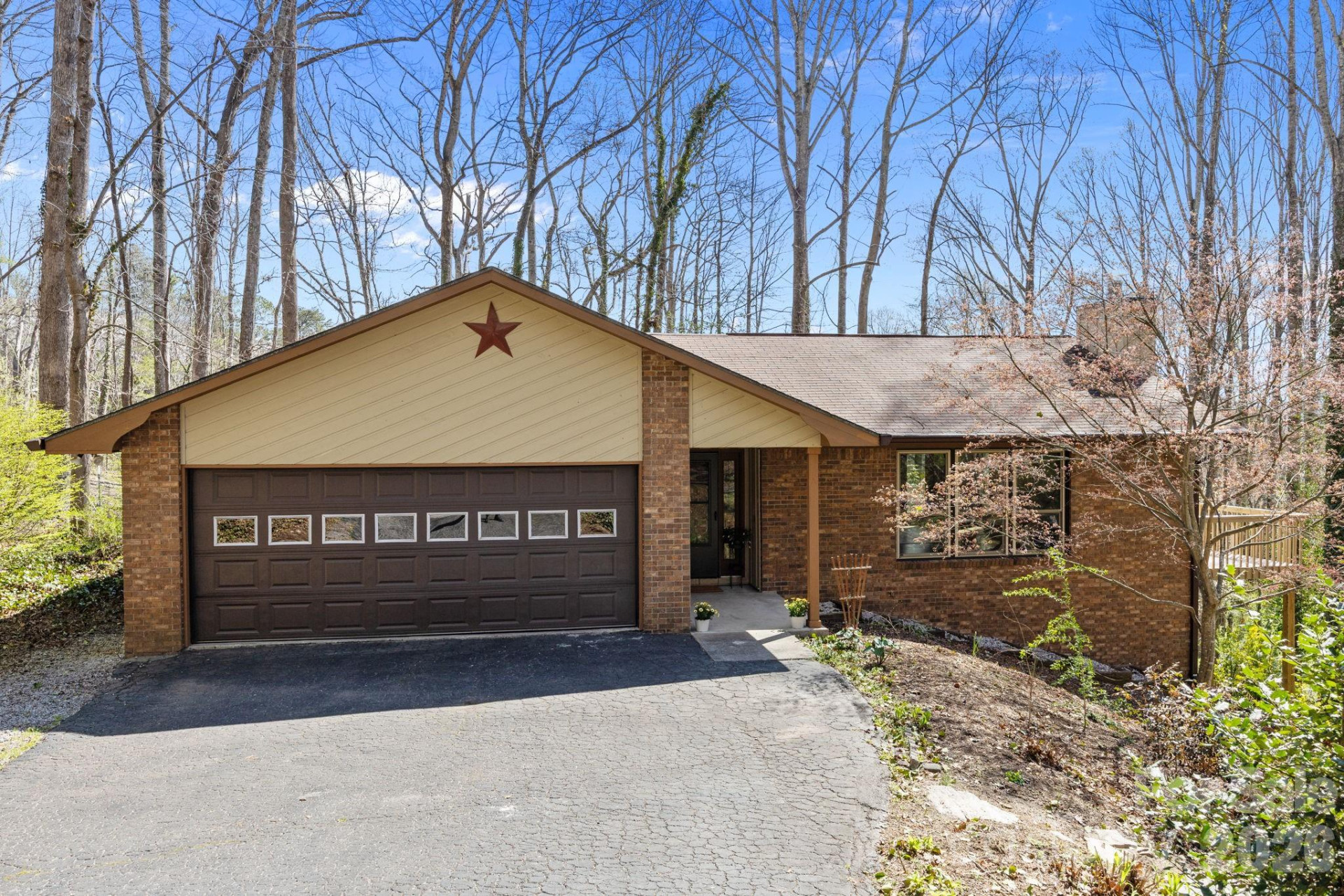 411 Overhill Drive - Photo 38