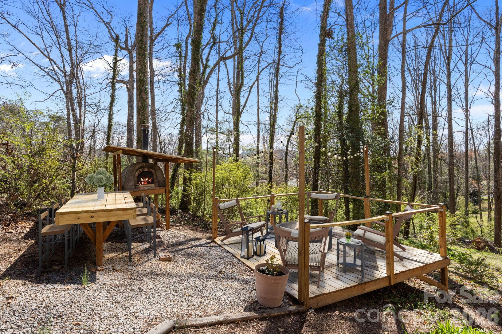 411 Overhill Drive - Photo 5