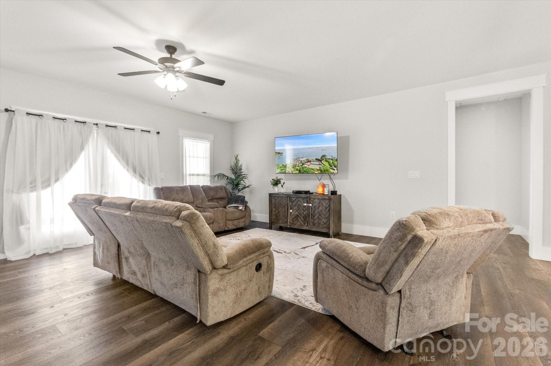 4555 Bristol Drive - Photo 11