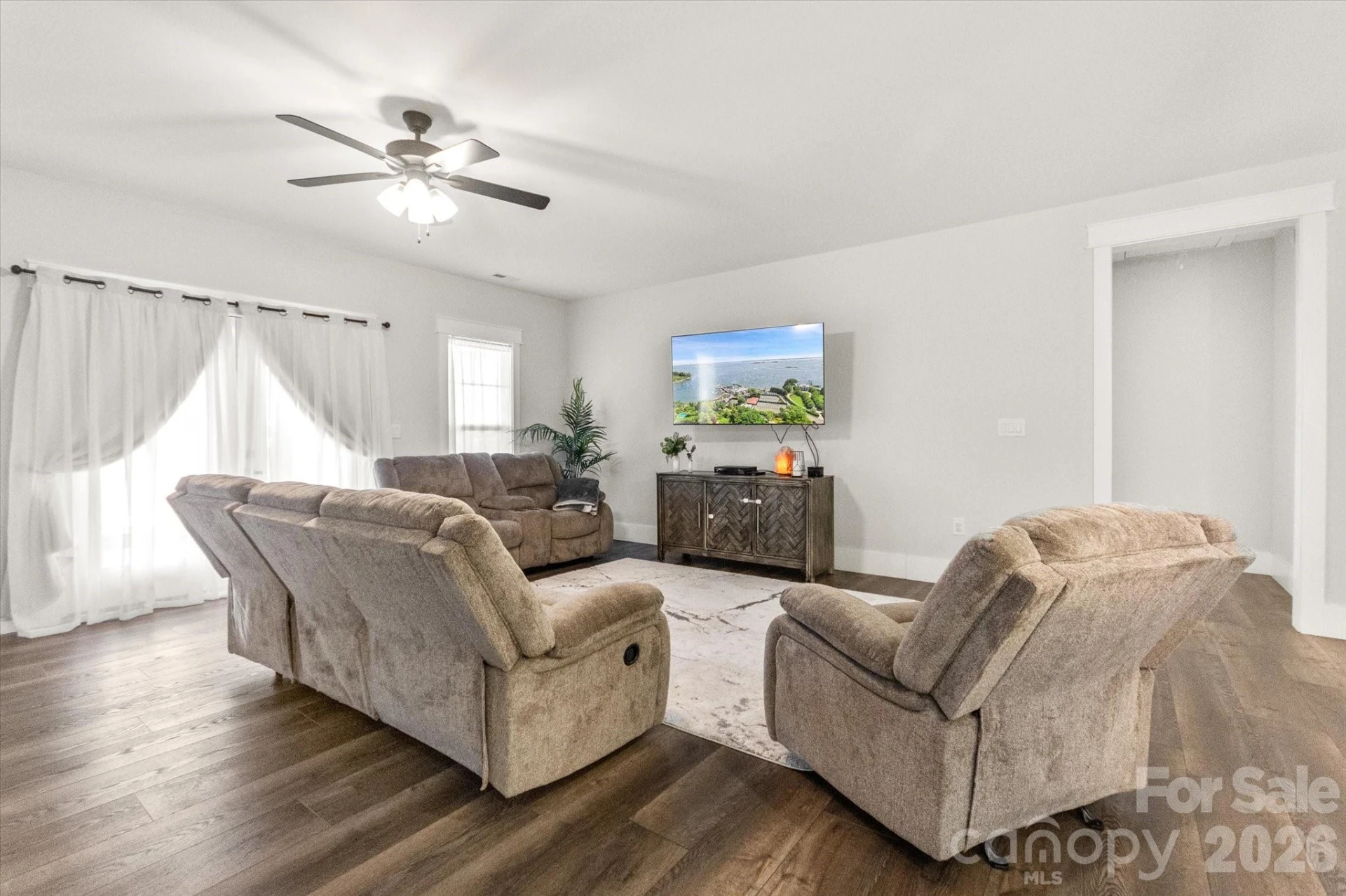 4555 Bristol Drive - Photo 11