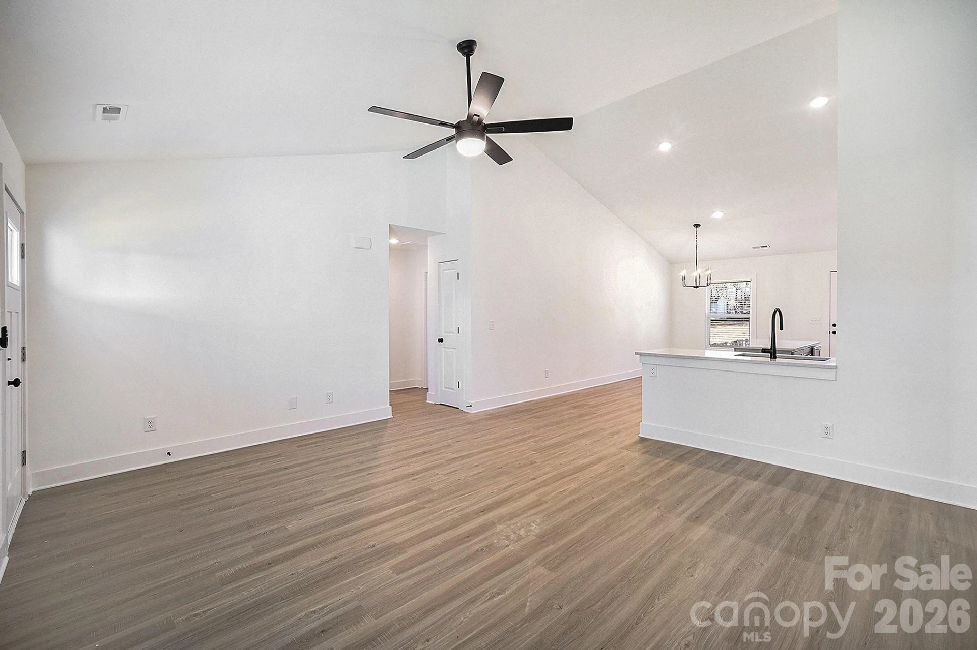 2025 Picnic Drive - Photo 4